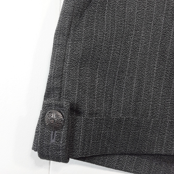 Zinc striped trouser shorts size 11 - Picture 6 of 7